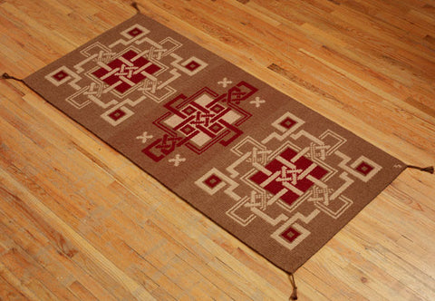 Rug Láimhe Fite - Sraith Maria