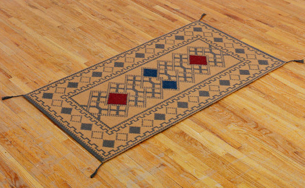 Alfombra tejida a mano - Serie Coca